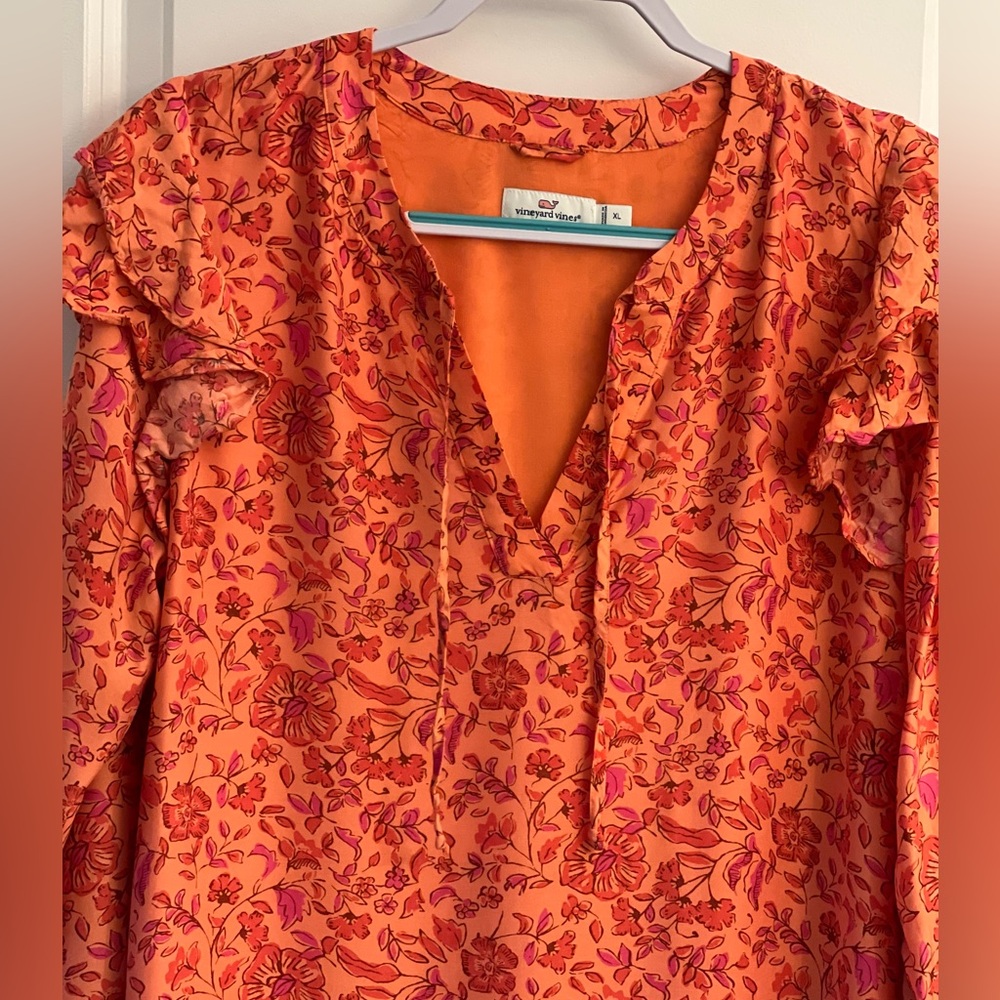 Beautiful Vineyard Vines dress XL.